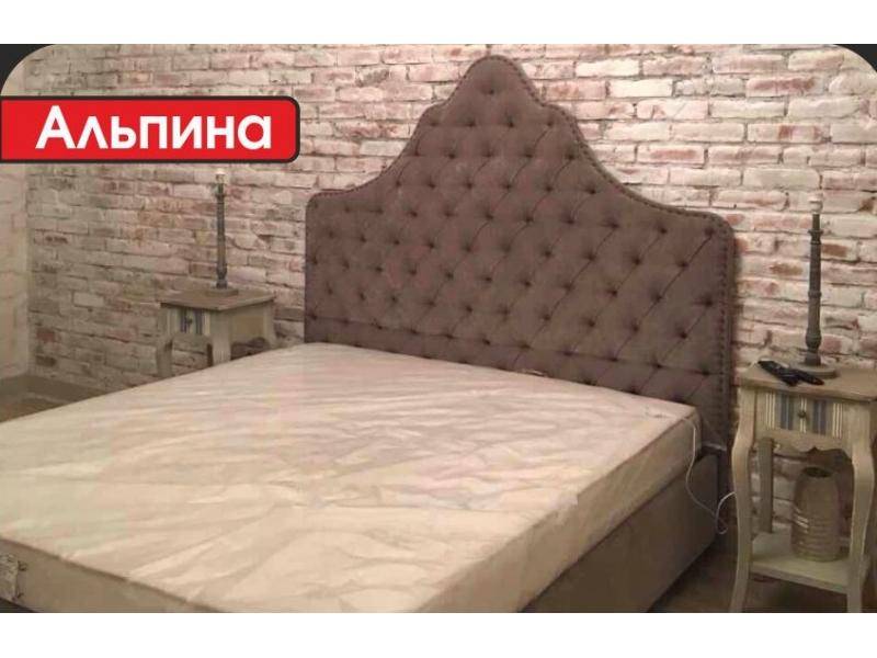 кровать с высоким изголовьем альпина в Бийске