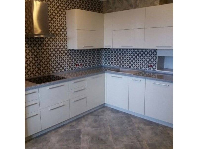 современная кухня в Бийске