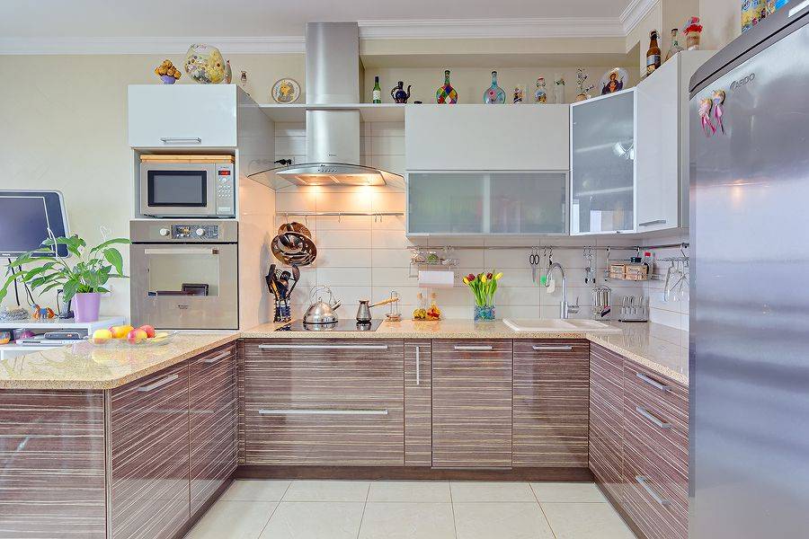 большая кухня модерн в Бийске