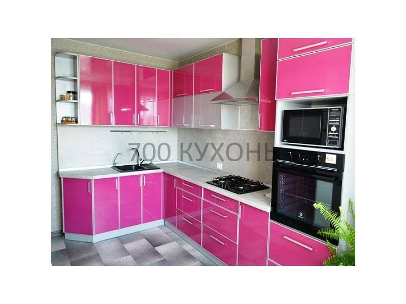угловая розовая кухня в Бийске