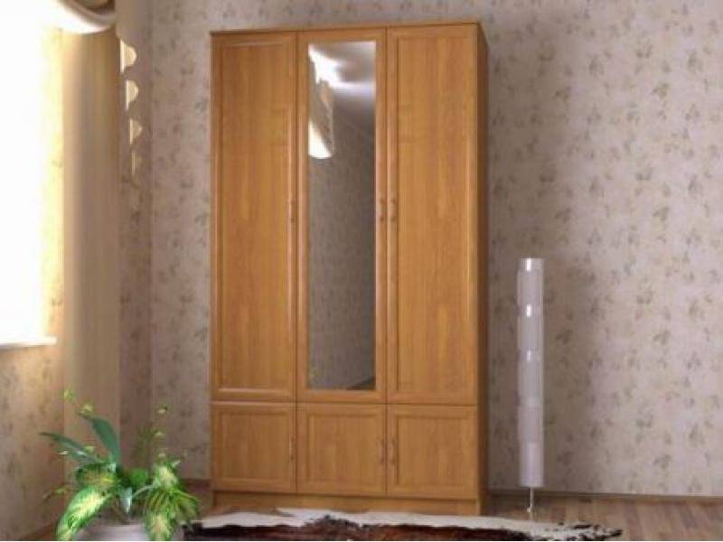 шкаф трехстворчатый в Бийске