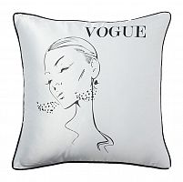 подушка с надписью vogue в Бийске