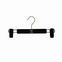вешалка chanel черная для брюк и юбок в Бийске